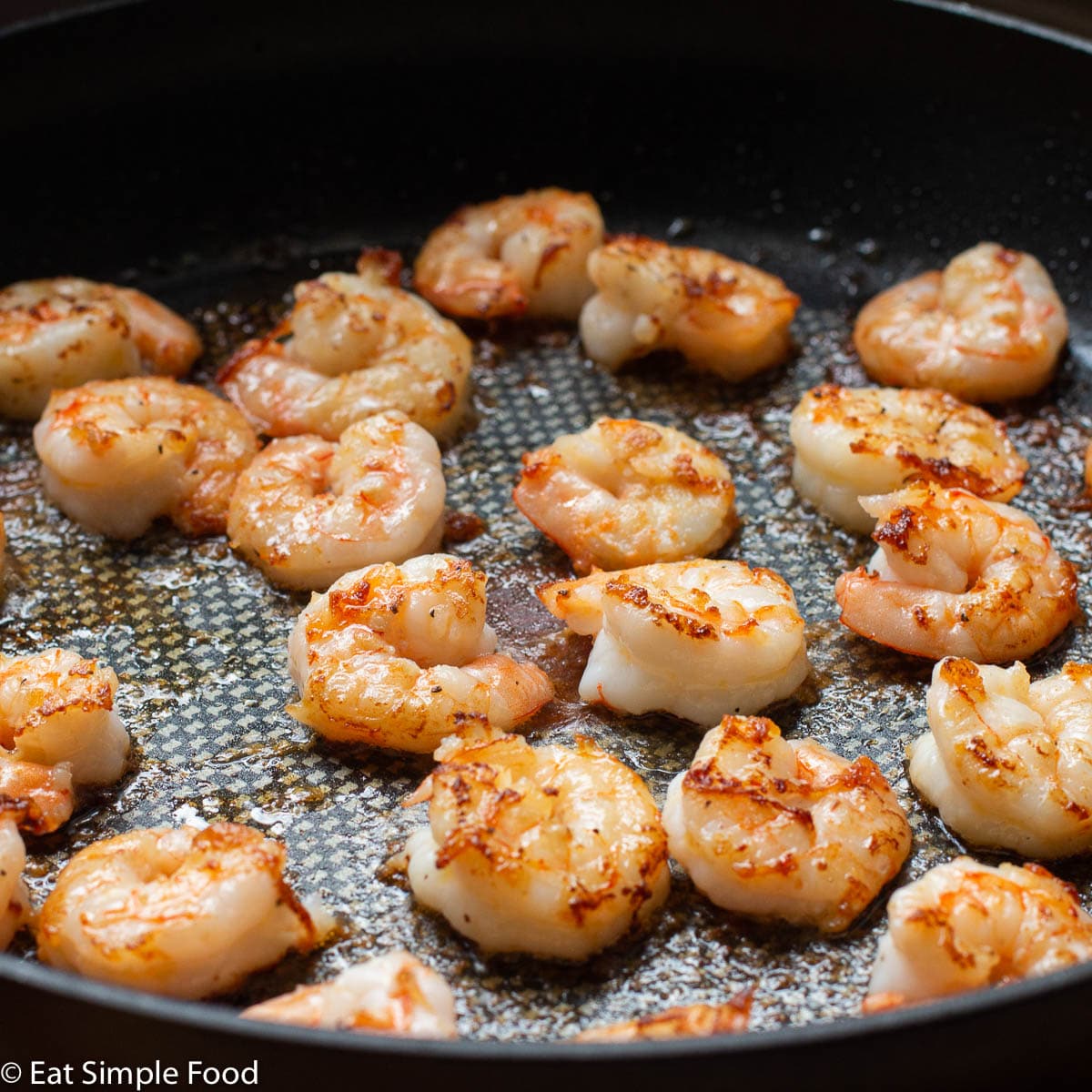 Cooking shrimp on stove