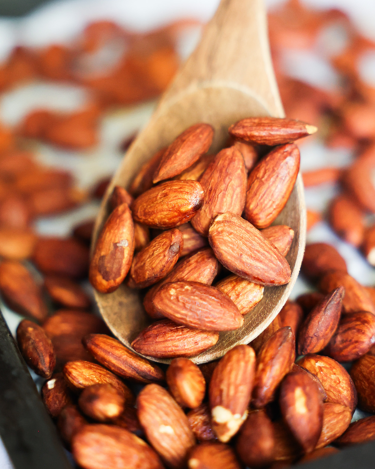 Best 10 Ways to Engage Your Mind with Almonds Daily in 2025: Discover Health Benefits!